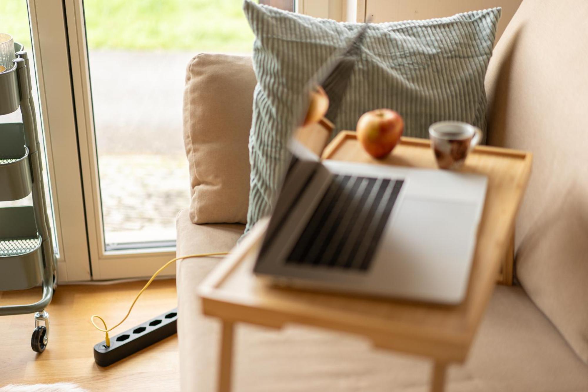 Tiny House Chez Claudine - Relaxen, Workspace, Naehe Thermen, Netflix, Free Parking & Wifi Brugg  Eksteriør bilde