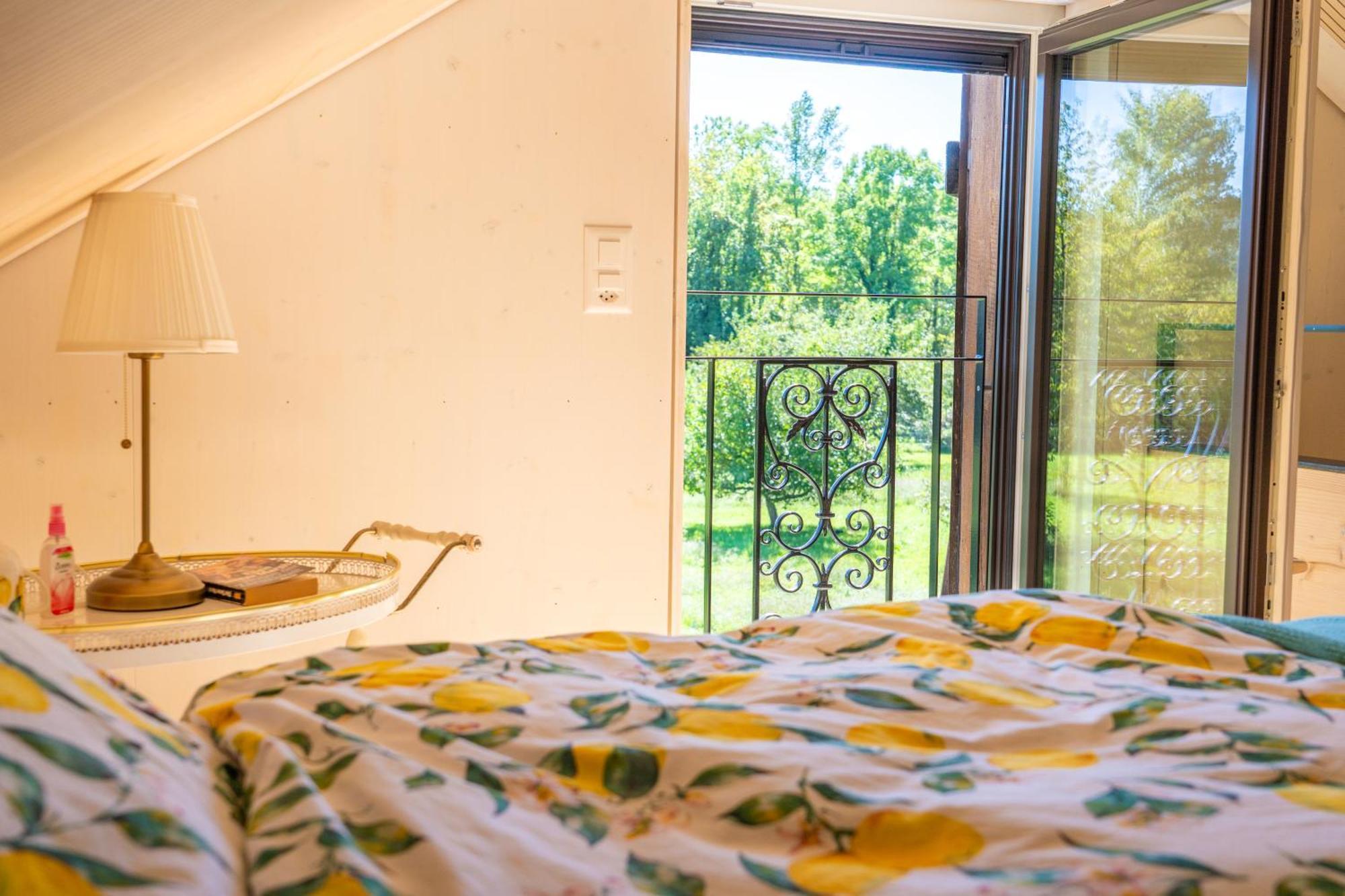 Tiny House Chez Claudine - Relaxen, Workspace, Naehe Thermen, Netflix, Free Parking & Wifi Brugg  Eksteriør bilde