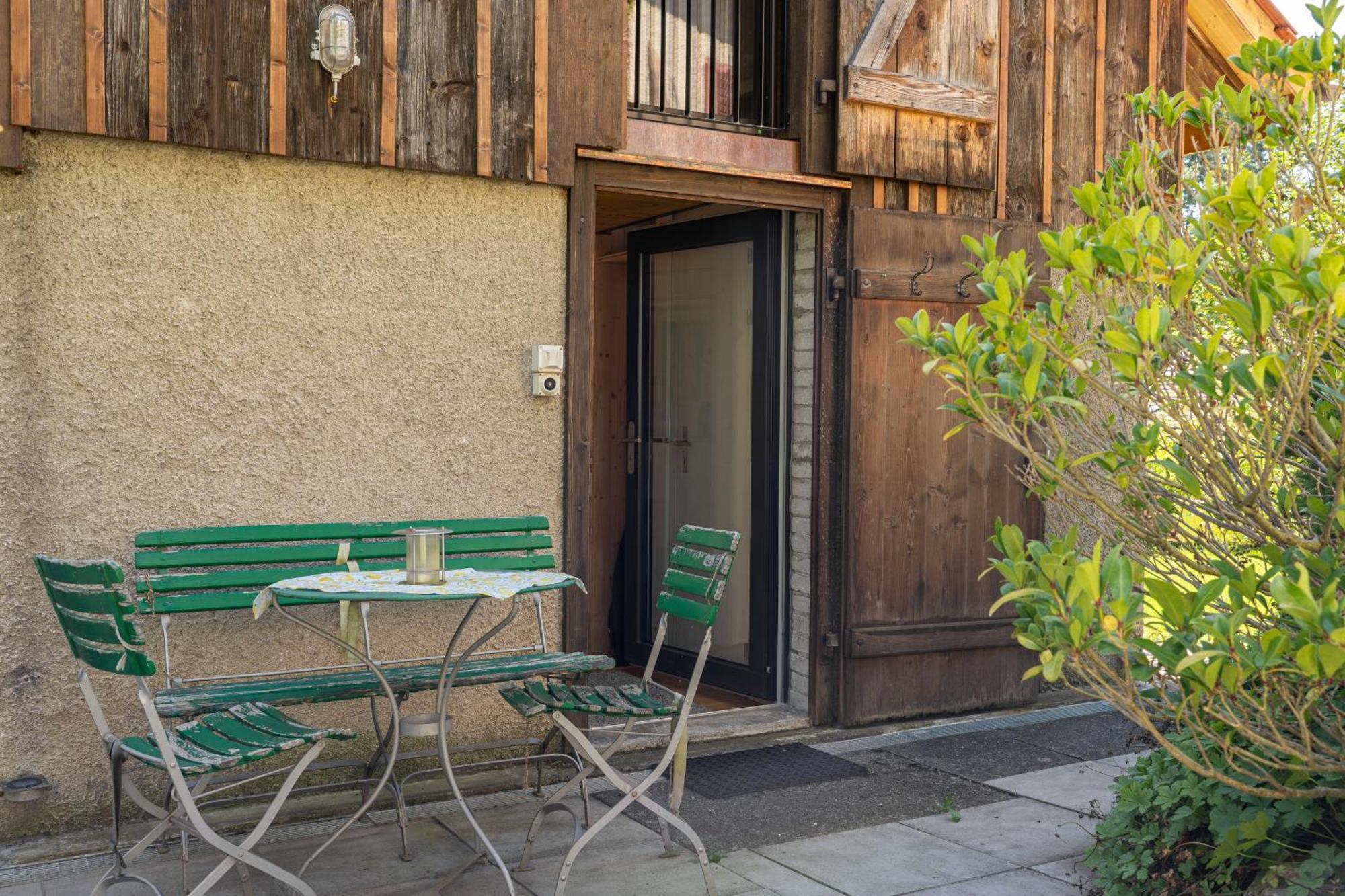 Tiny House Chez Claudine - Relaxen, Workspace, Naehe Thermen, Netflix, Free Parking & Wifi Brugg  Eksteriør bilde
