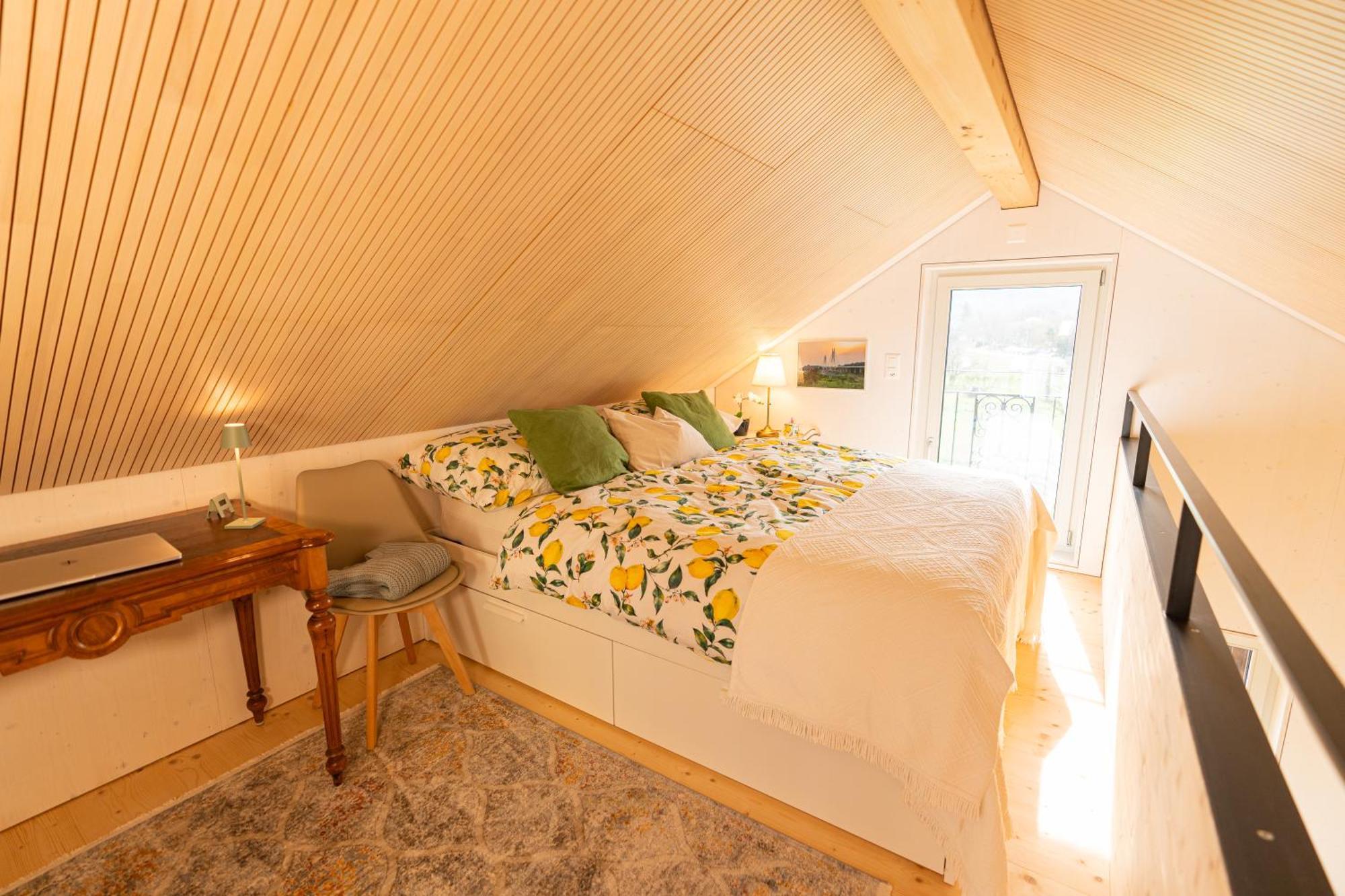 Tiny House Chez Claudine - Relaxen, Workspace, Naehe Thermen, Netflix, Free Parking & Wifi Brugg  Eksteriør bilde